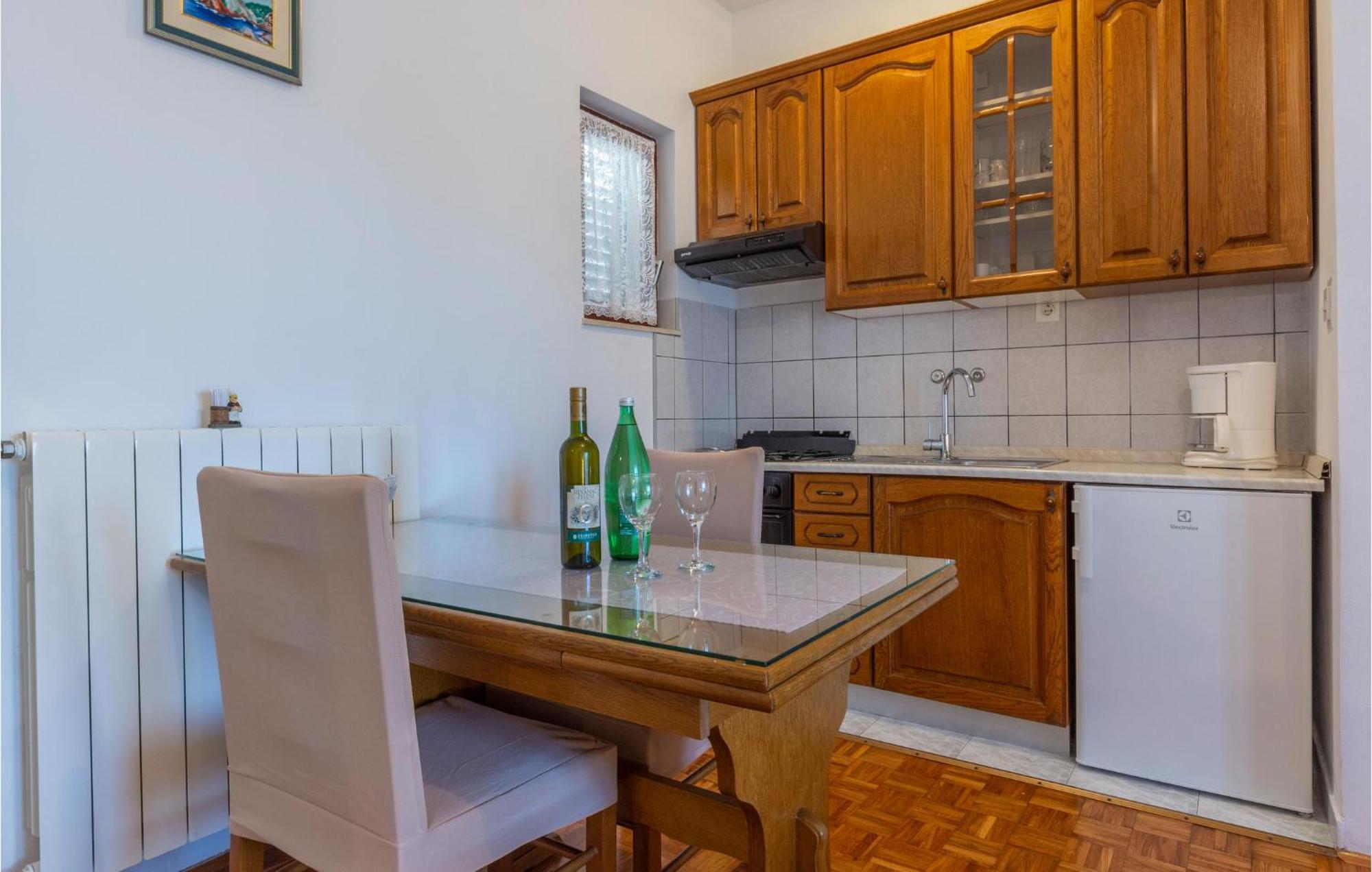 Lovely Apartment In Stobrec With Wifi Split Exterior photo