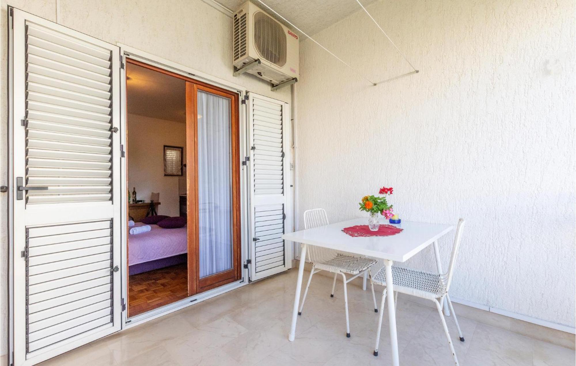 Lovely Apartment In Stobrec With Wifi Split Exterior photo